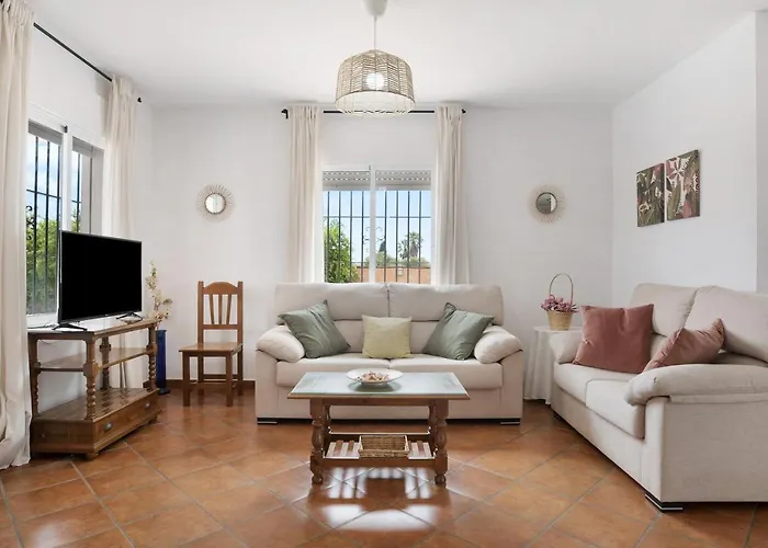 Летний дом Juani Solo Familias *