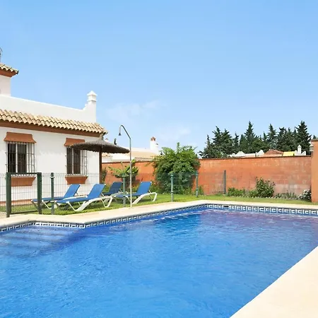 Juani Solo Familias * Conil De La Frontera